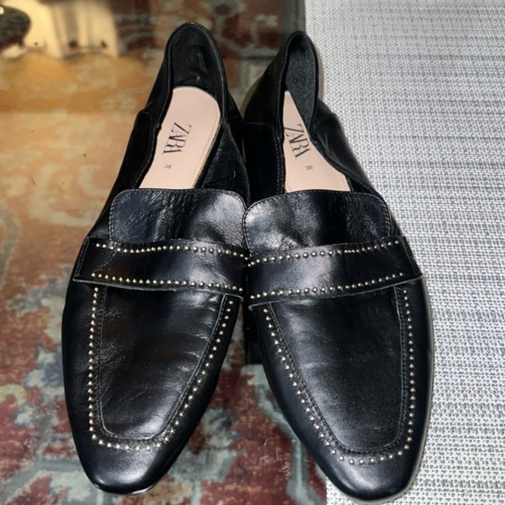 Zara Women Soft leather loafers with micro-studs - Picture 4 of 11